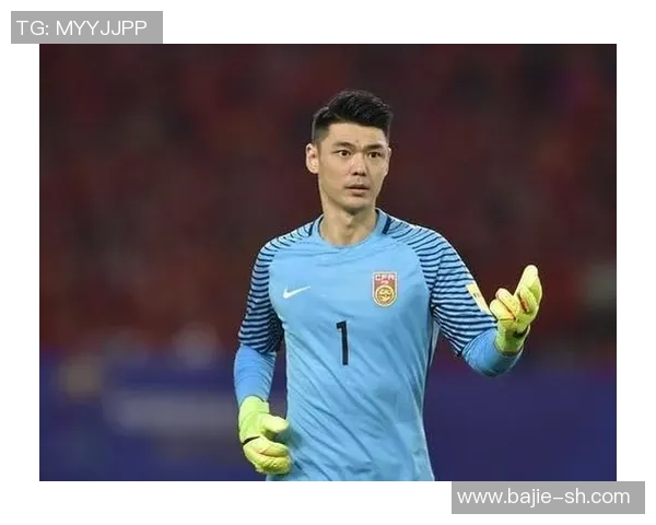 中国足球历史上最具影响力球员的崛起与辉煌：他是如何成就传奇的